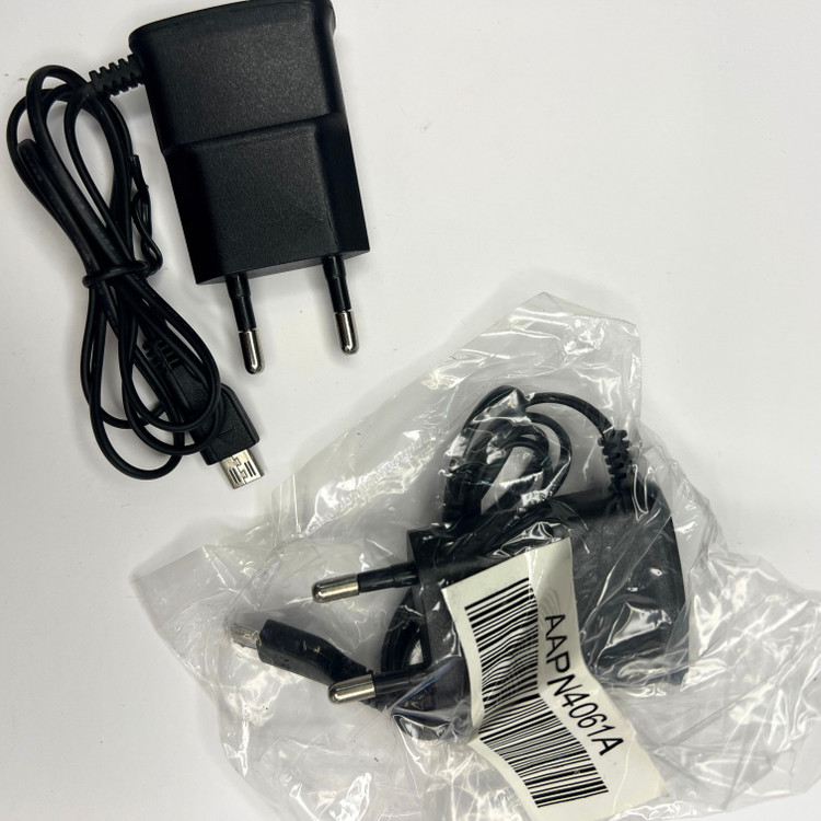 شارژر اصلی سامسونگ I9000 با کابل Micro USB (غیرفست)